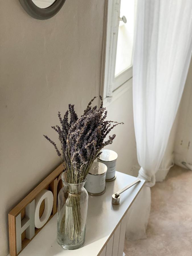 Cosy Apartment In The Heart Of Fontainebleau Extérieur photo